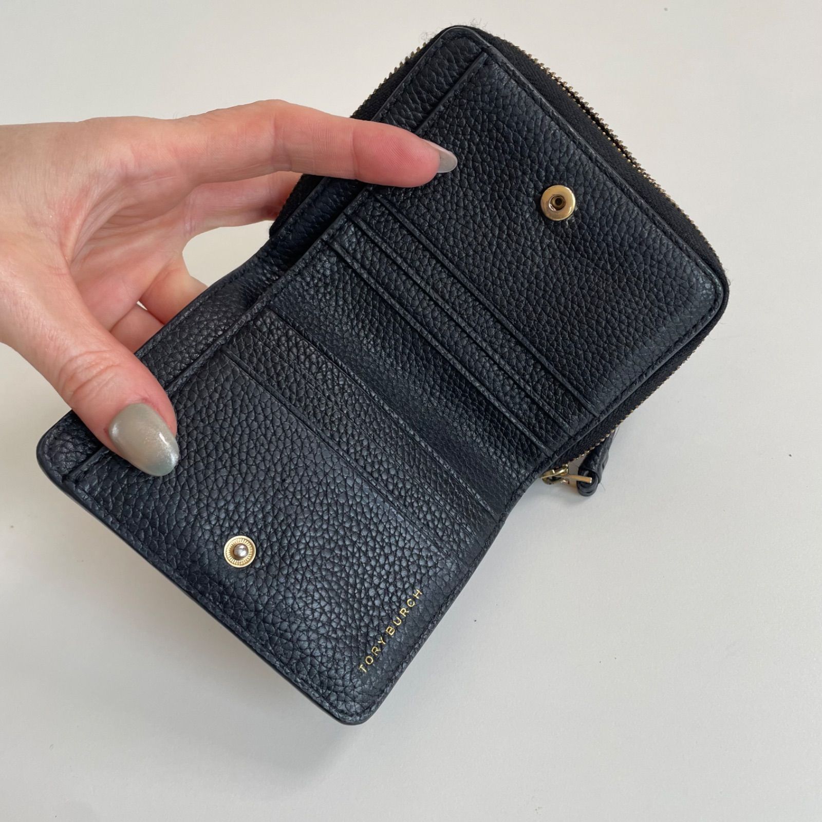 Tory Burch 二つ折り財布 ネイビー - メルカリ