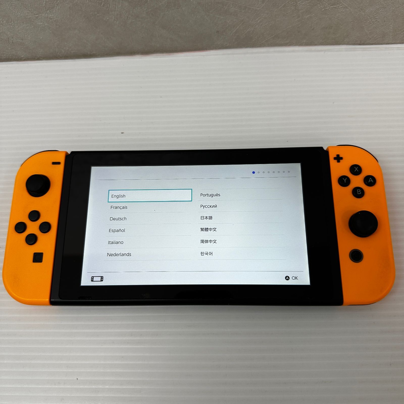Nintendo Switch ニンテンドースイッチ 本体 セレクト限定カラー