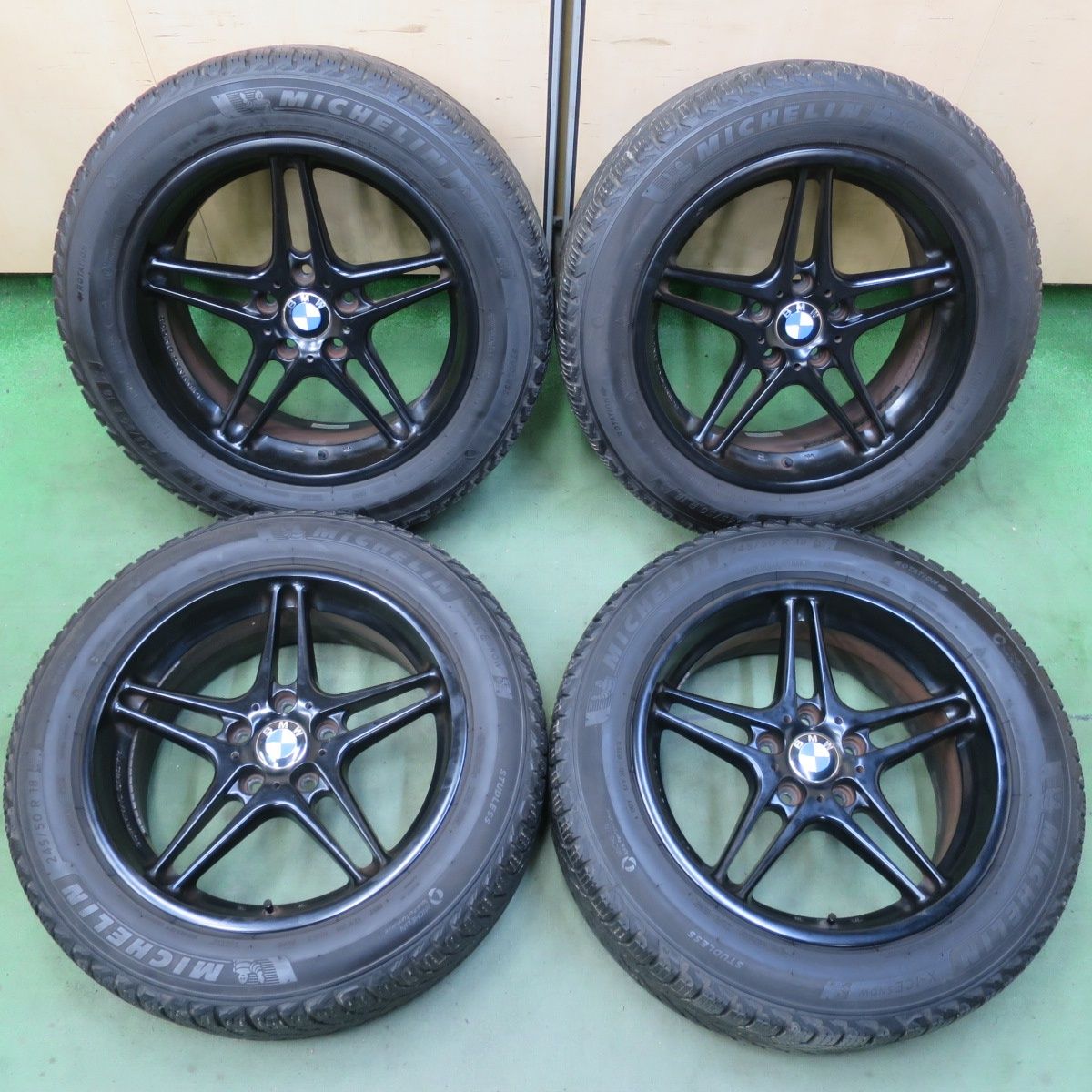 バリ溝！24年！8.5分◎BMW 等 RACING DYNAMICS 245/50R18 スタッドレス ミシュラン X-ICE SNOW レーシング ダイナミックス 18インチ PCD120/5H◎6061202イス