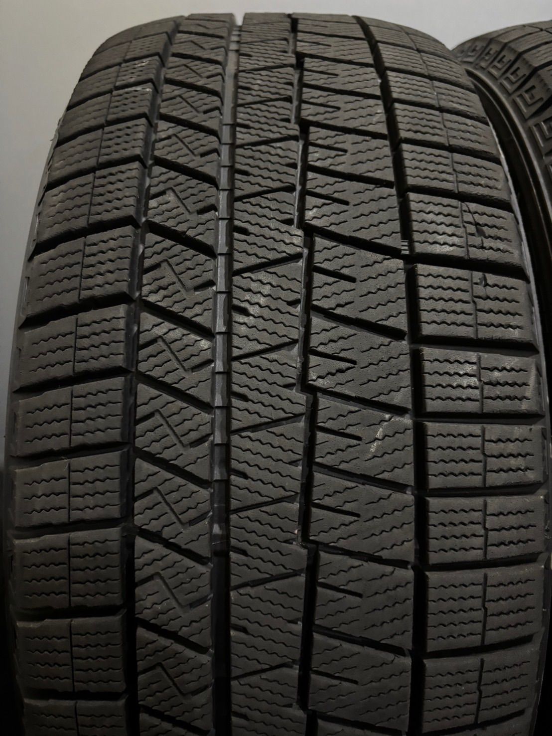 ☆225/50R18 DUNLOP/WINTER MAXX 03 23年製 スタッドレス 4本
