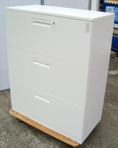 【東京都限定送料2200円も可】コクヨ　エディア　幅900　奥450　高1120　3段ラテラル書庫　天板付き　引出し書庫　オフィス収納　ホワイト　鍵付き