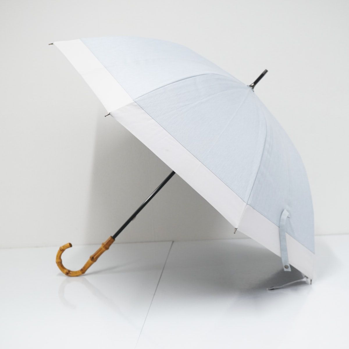 日傘 サンバリア100 完全遮光日傘 USED品 Mサイズ ブルー コンビmoku