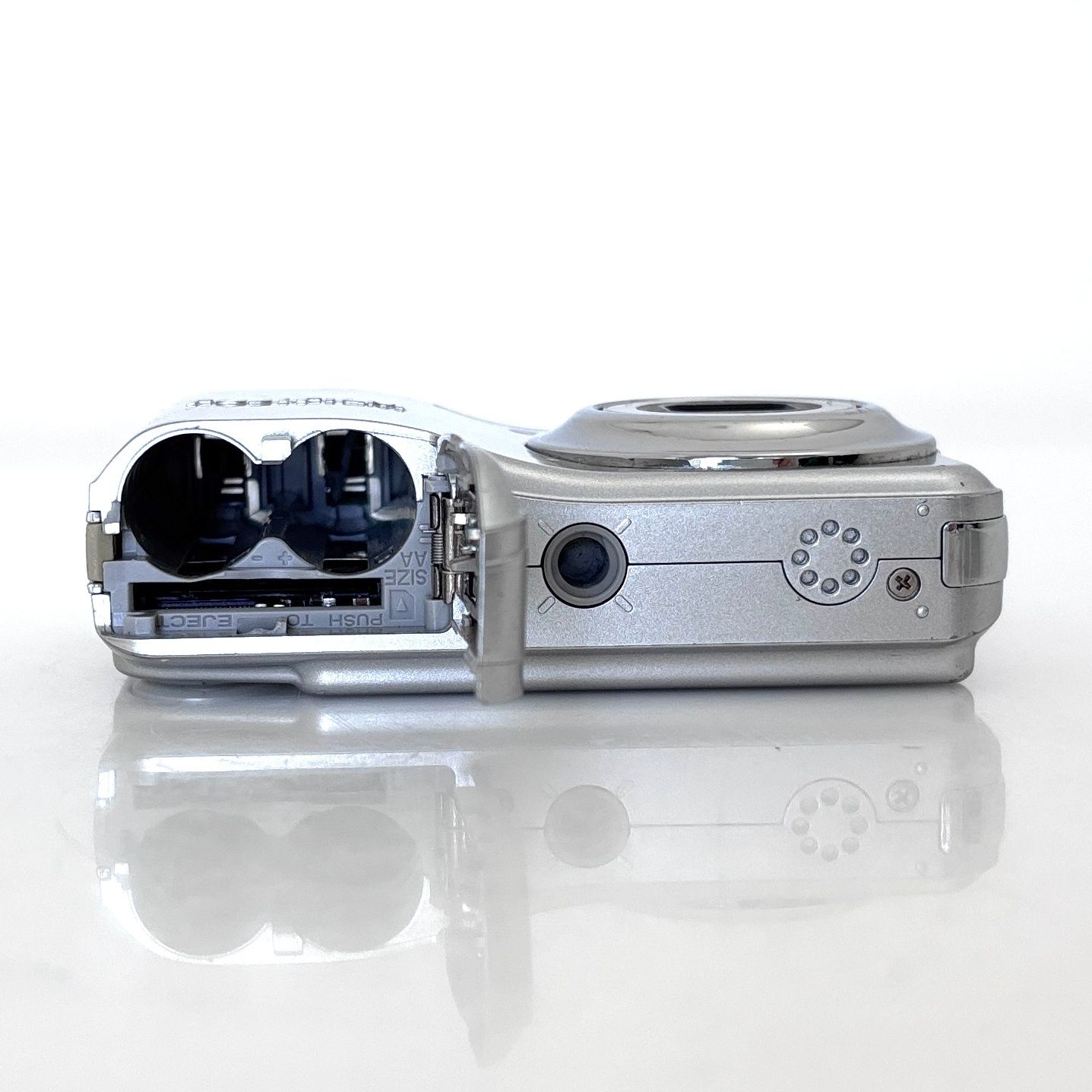 フジフイルム】FUJIFILM DIGITAL A220 コンパクトデジタルカメラ #T420