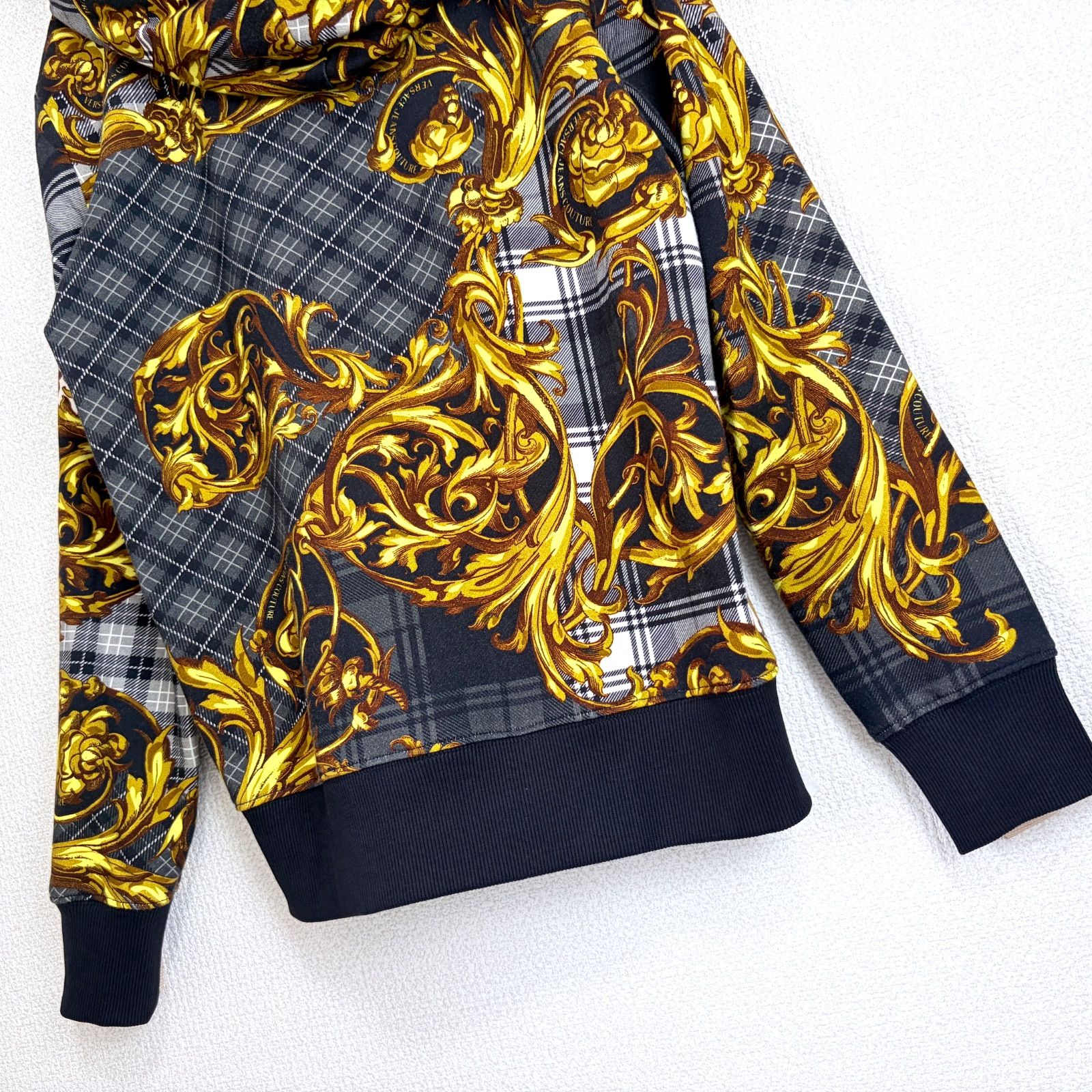 VERSACE JEANS COUTURE ヴェルサーチ バロック パーカー フーディ 黒