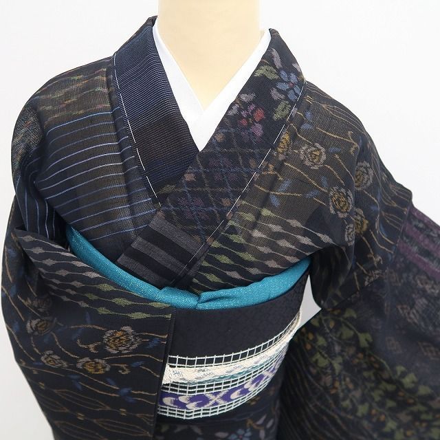 新品・夏紬】夏着物 正絹 証紙付 仕付け糸付 赤城座繰織 tomihisa“不変