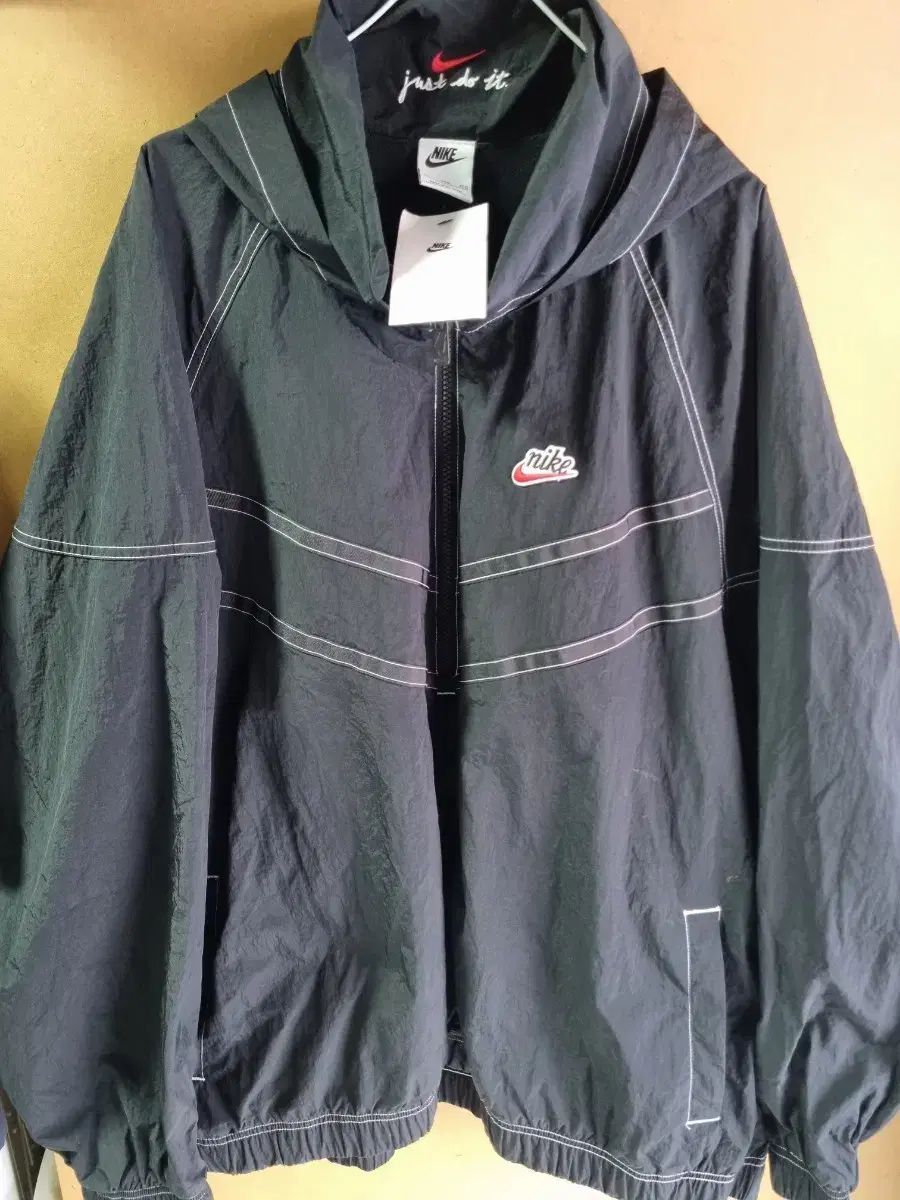 NIKE NSW ウィンドランナー アノラック 新品