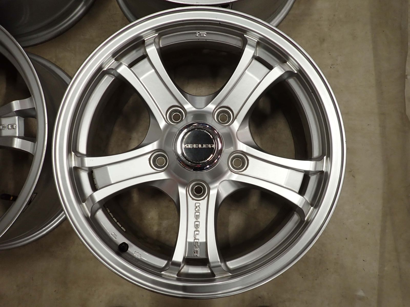 4本 会社宛 送料無料 18×8J WEDS KEELER シルバー アルミ 5穴 PCD