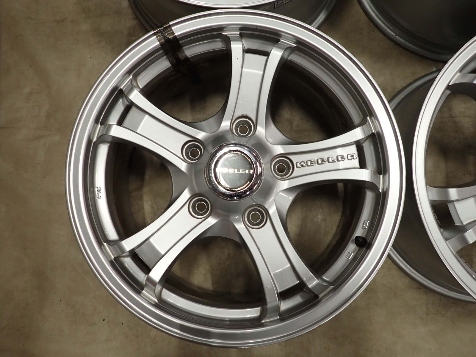 4本 会社宛 送料無料 18×8J WEDS KEELER シルバー アルミ 5穴 PCD 4本 会社宛 送料無料 18×8J WEDS KEELER シルバー アルミ 5穴 PCD