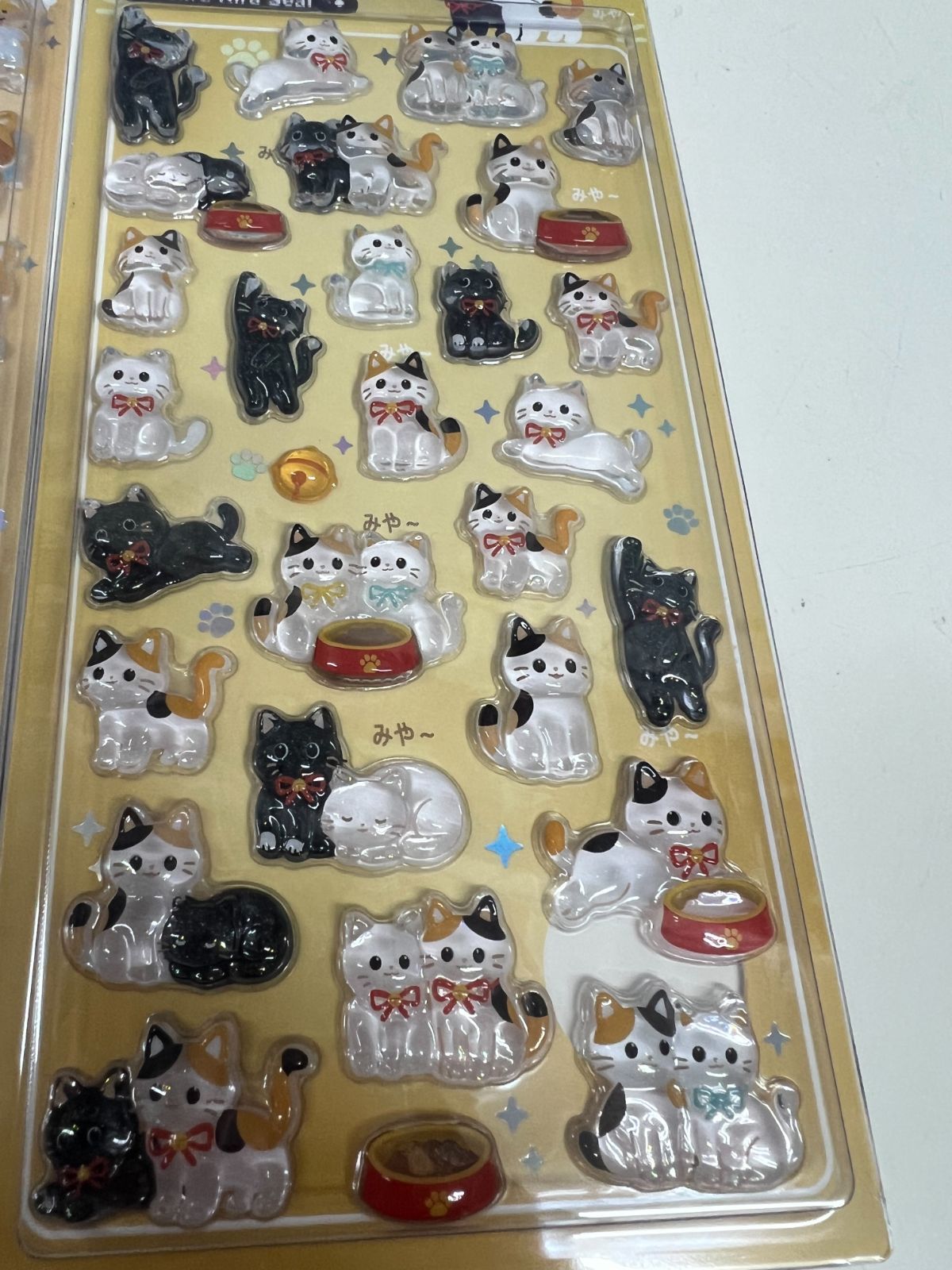 新品未開封】キラキラシール ねこ・柴犬/40枚セット！ - メルカリ