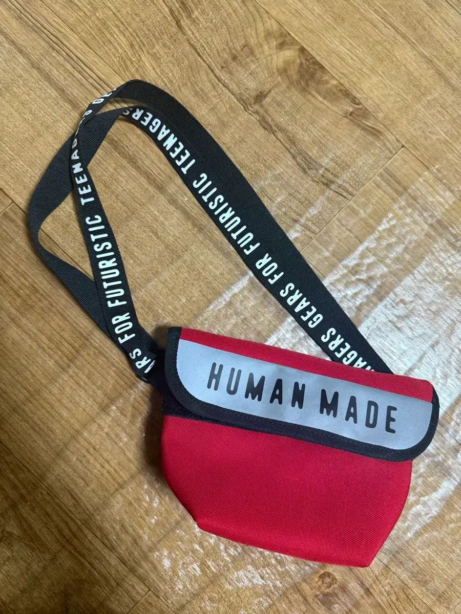 HUMAN MADE(ヒューマンメイド) バッグ レッド