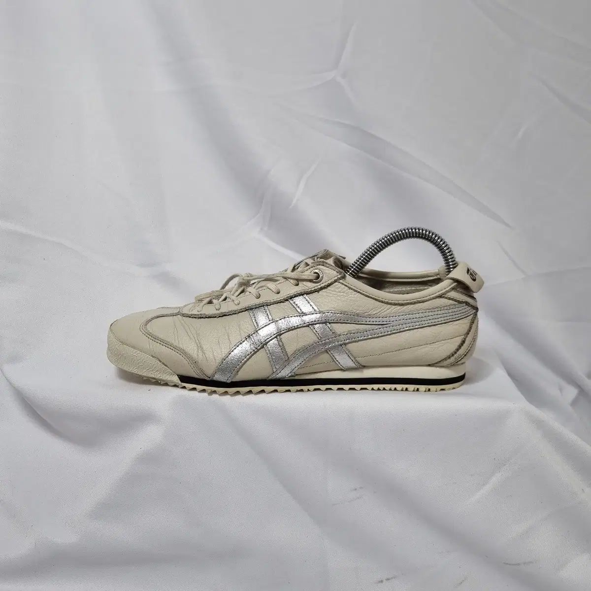 240 onitsuka tiger オニツカタイガー メキシコ 66 sd スニーカー バーチ シルバー