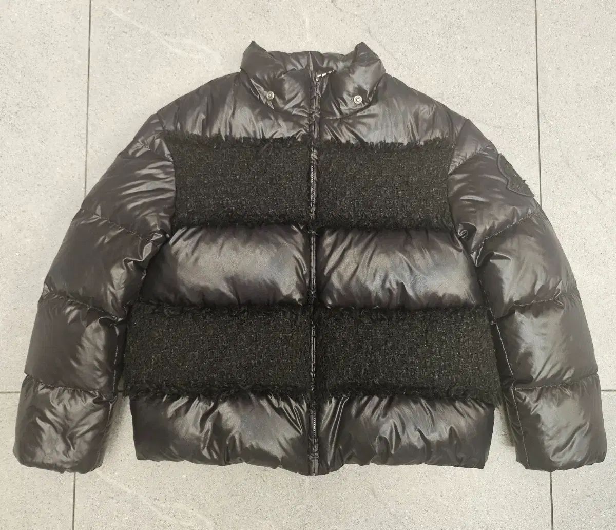 モンクレール Moncler Down Jacket ELBE 8Y