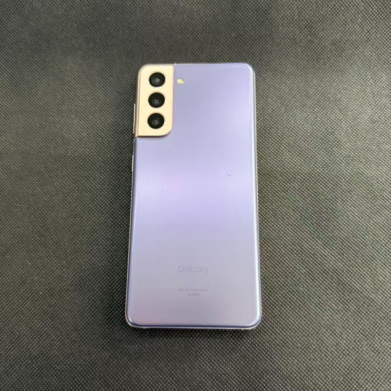 [Quality Shop]【ジャンク品】Galaxy S21 5G SCG09 AUモデル 本体 起動不可 バッテリー取り外し済み 部品取り用 動作未確認 返品不可