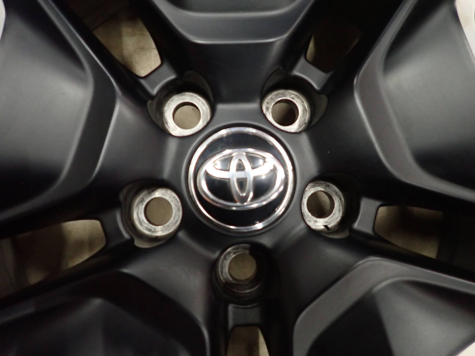 4本SET 会社宛 送料無料 19×7.5J トヨタ 50系 RAV4 アドベンチャー 