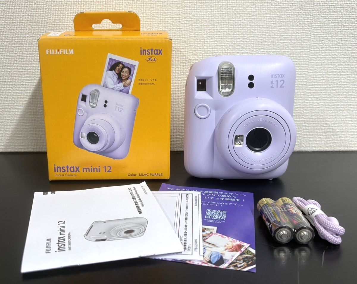 【富士 フィルム】インスタントカメラ INSTAX MINI 12 チェキ 本体・電池・説明書・ハンドストラップ入り 8,050円