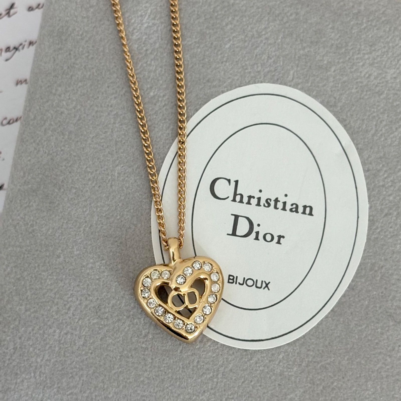 【箱付き】【美品】クリスチャンディオール ゴールド ハートモチーフ ラインストーン CDロゴ ネックレス アクセサリー Christian Dior Heart Shape Necklace Choker Gold Accessories 22511