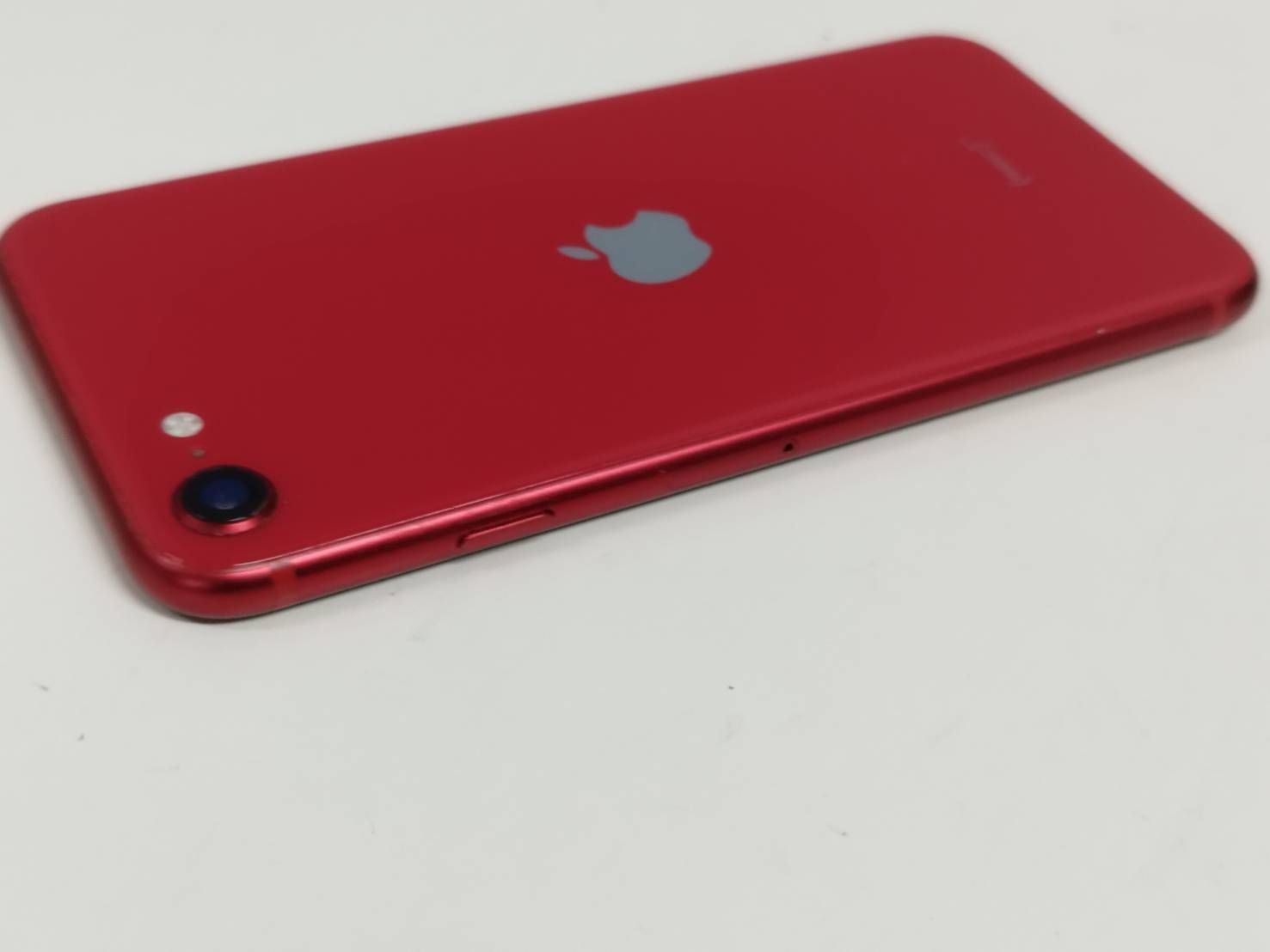 訳アリ】iPhone SE2 128GB レッド SIMフリー - メルカリ
