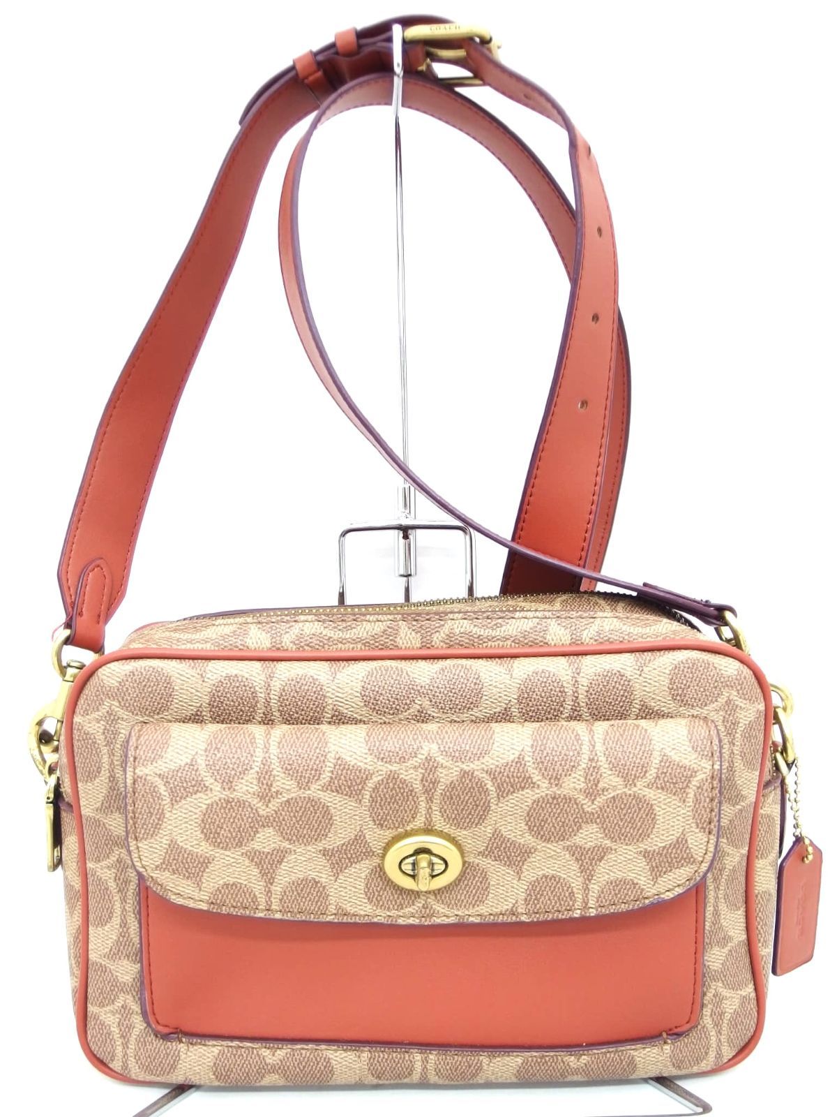 COACH コーチ シグネチャーショルダーバッグ B2032-640