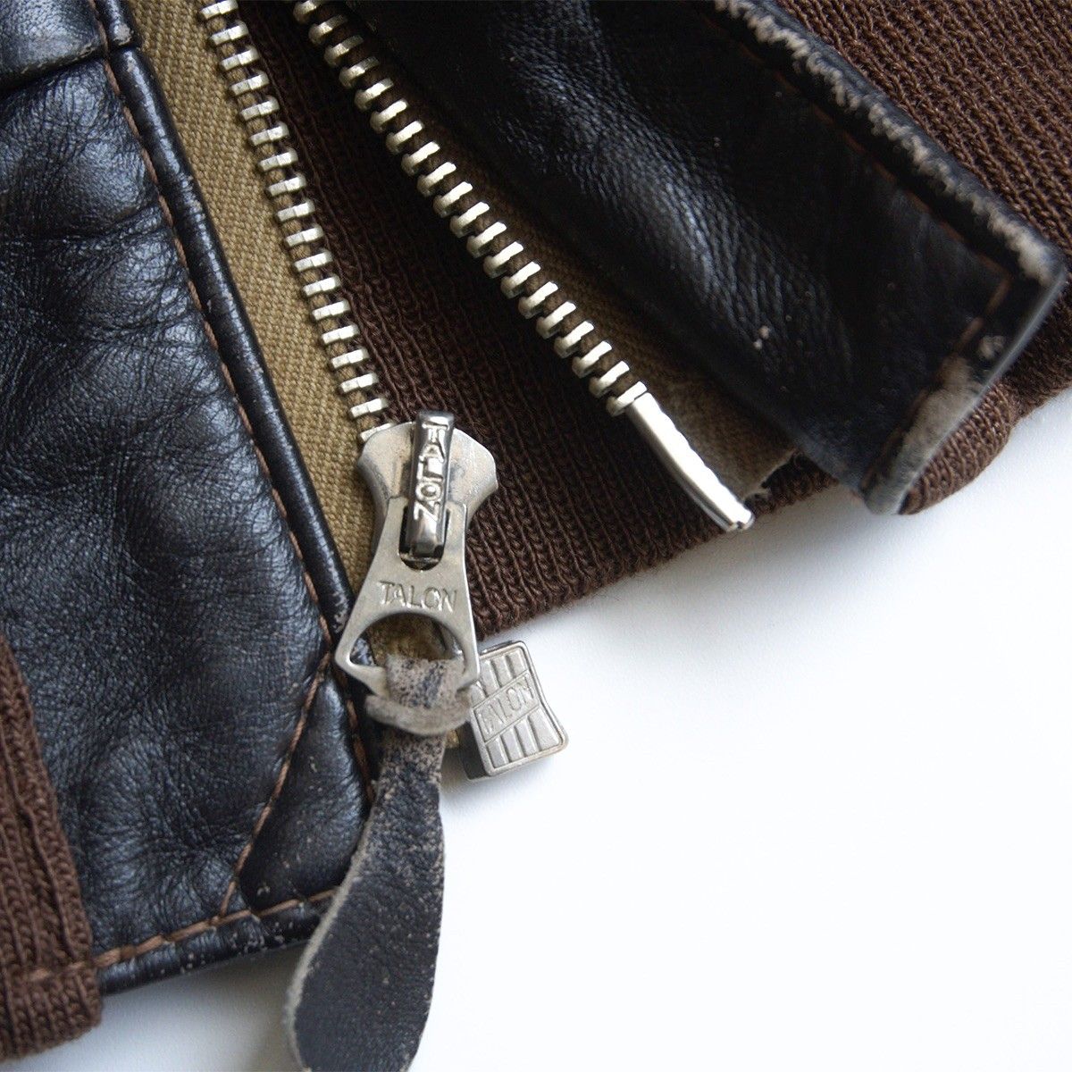 ROUGH WEAR/実名復刻】 The REAL McCOY'S【A-2 フライトジャケット】40