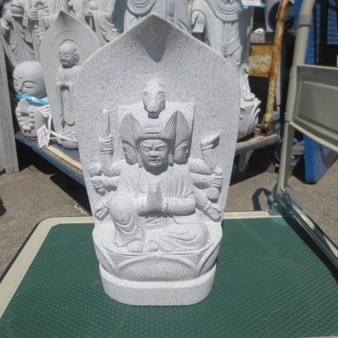 馬頭観音 ばとうかんのん 1.5尺 総高47cm 白みかげ石 花崗岩 御影石 手作り
