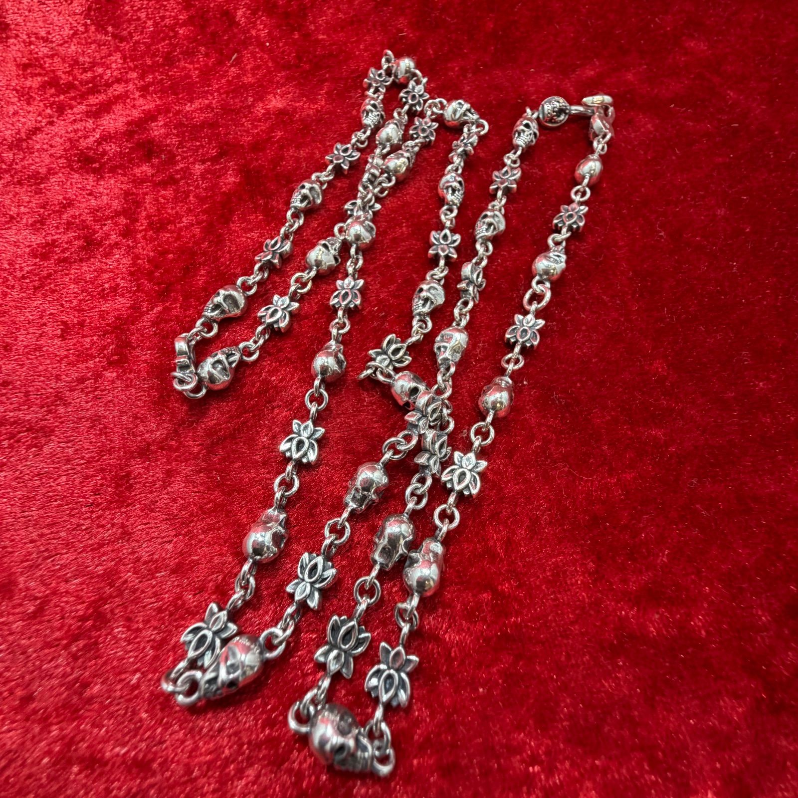 美品 ロングスカルネックレス 70cmx42.9g ジャスティンデイビス/Justin 