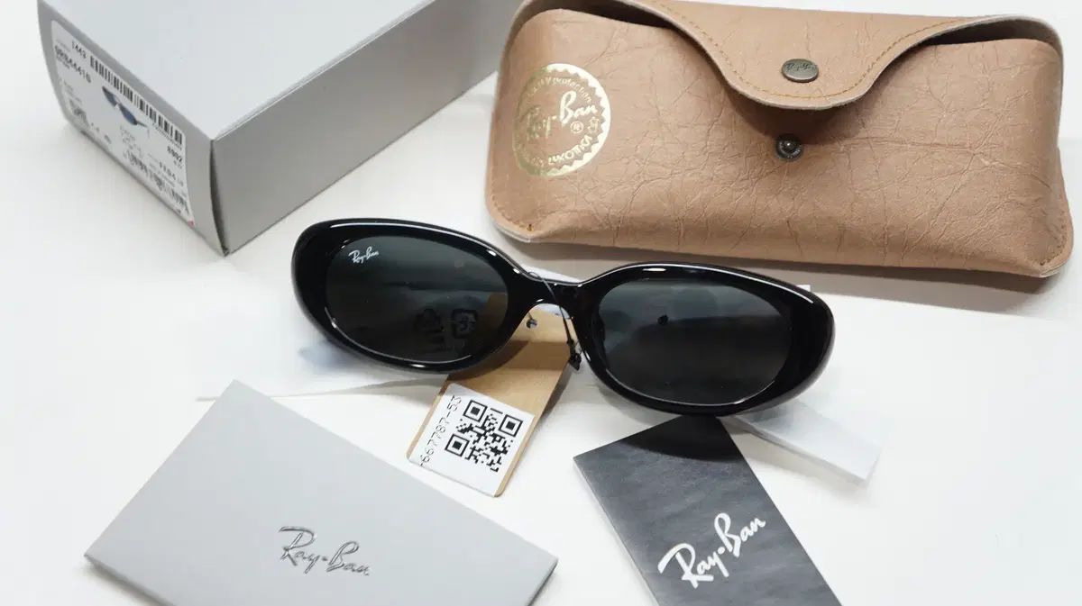 正規品 / 新品 レイバン RB4441 ブラック RAYBAN オーヴァルサングラス