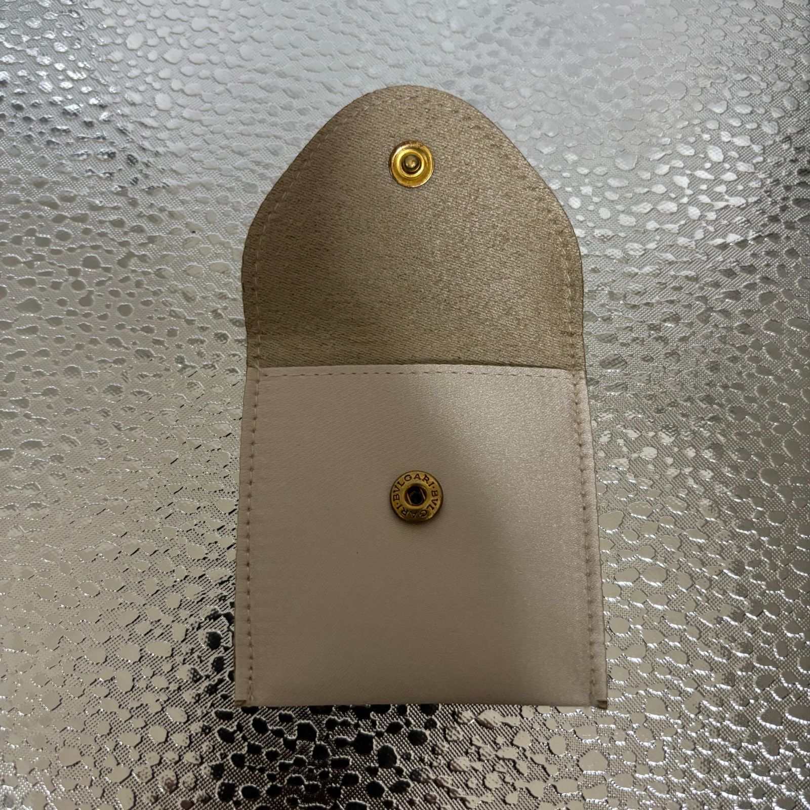 CBVL012-26 BVLGARI ブルガリ 時計 箱 BOX 空箱 ミニソフトポーチ付き