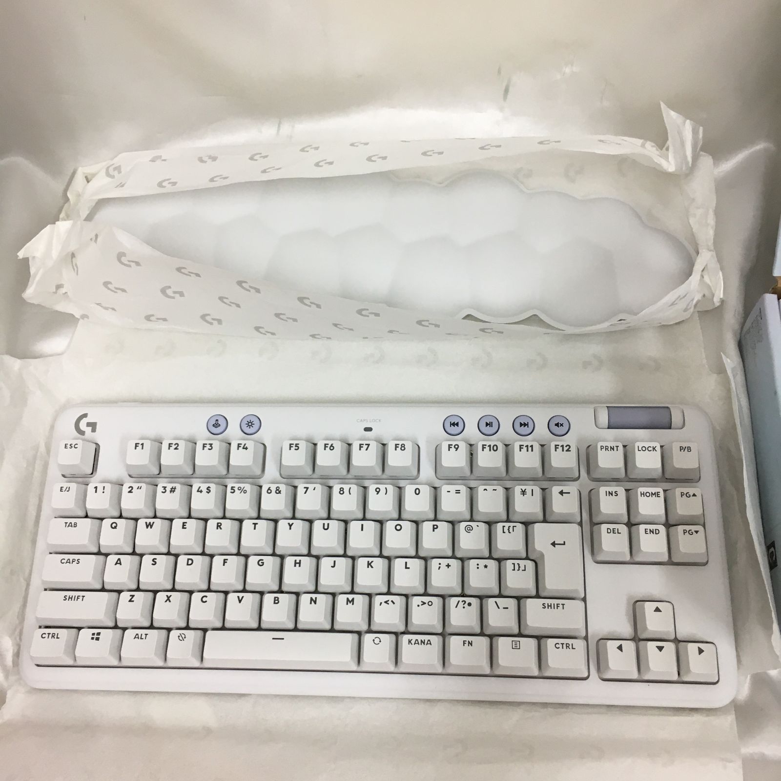 [三沢店65-21-0618] Logicool ゲーミングキーボード G713 青軸 テンキーレス