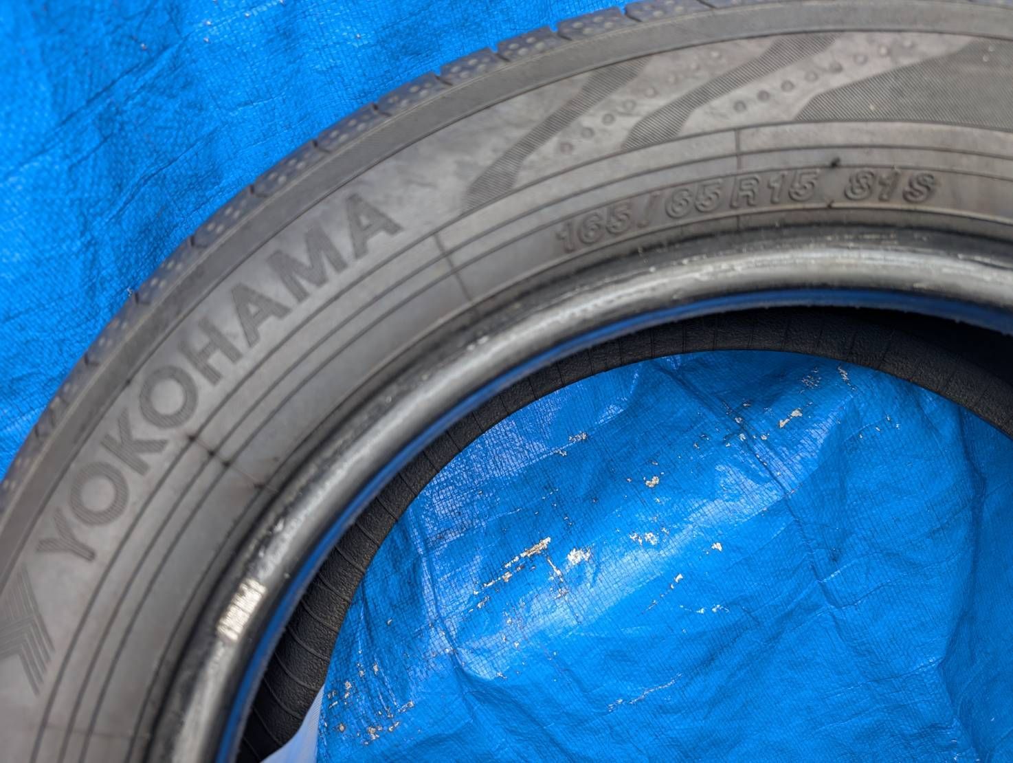 1046) 165/65R15 81S YOKOHAMA BluEarth-RV03 2025年製 2本セット 中古