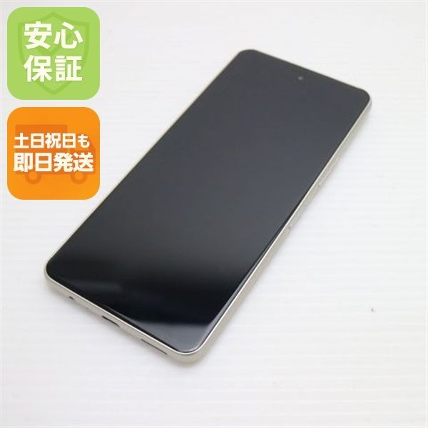 新品同様 SIMフリー arrows We2 Plus シャンパンシルバー スマホ FCNT 即日発送 土日祝発送OK 07000