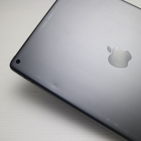 美品 iPad 第8世代 Wi-Fi 128GB スペースグレイ 即日発送 タブレット Apple 土日祝発送OK 07000