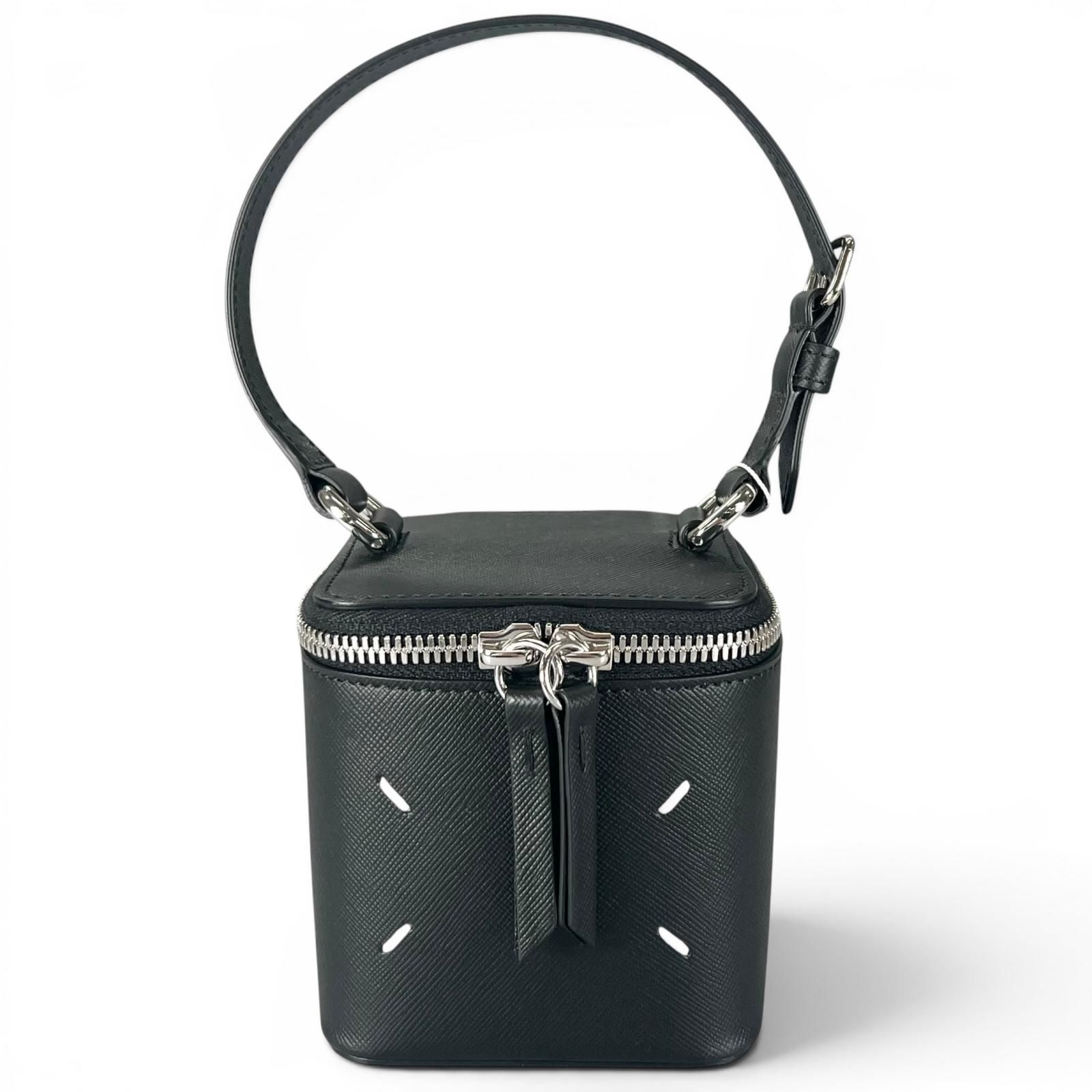 未使用品▲Maison Margiela メゾンマルジェラ SA2VL0012 レザー バニティバッグ ハンドバッグ ブラック 伊製 レディース 定価114400円