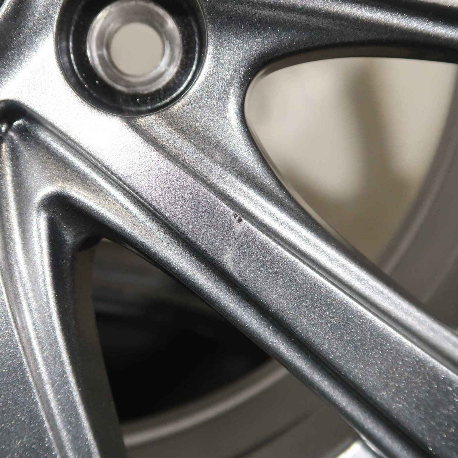 ホンダ WR-V ヴェゼル オデッセイ 等 4本 社外 16インチ 6.5J +53 5H 114.3 スタッドレス グッドイヤー アイスナビ 7 2024年 215/60R16 ホンダ WR-V ヴェゼル オデッセイ 等 4本 社外 16インチ 6.5J +53 5H 114.3 スタッドレス グッドイヤー アイスナビ 7 2024年 215/60R16