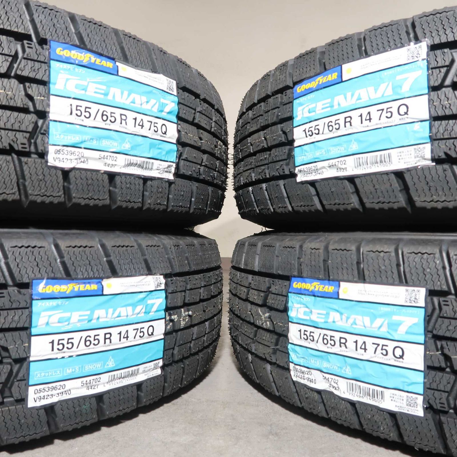 軽自動車 等 4本 社外 14インチ スタッドレス 未使用 グッドイヤー