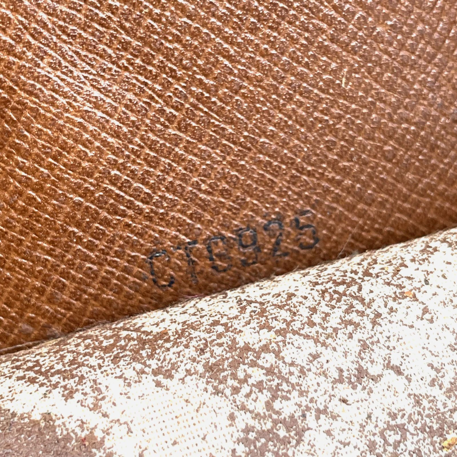LOUIS VUITTON ルイヴィトン モノグラム ミュルティクレ6 6連キー