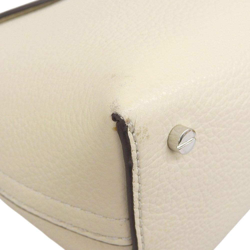 超美品 トーテム TOTEME T-Lock グレインレザー 2way ショルダー クラッチバッグ ミルク ホワイト 定価160000円 超美品 トーテム TOTEME T-Lock グレインレザー 2way ショルダー クラッチバッグ ミルク ホワイト 定価160000円