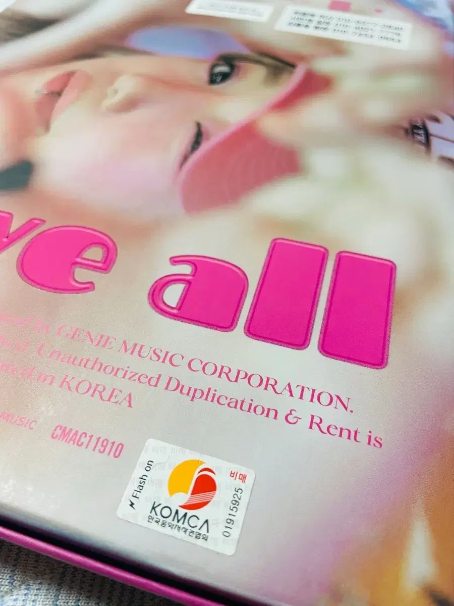 チョ・ユリ LOVE ALL サイン入りアルバム 非売品