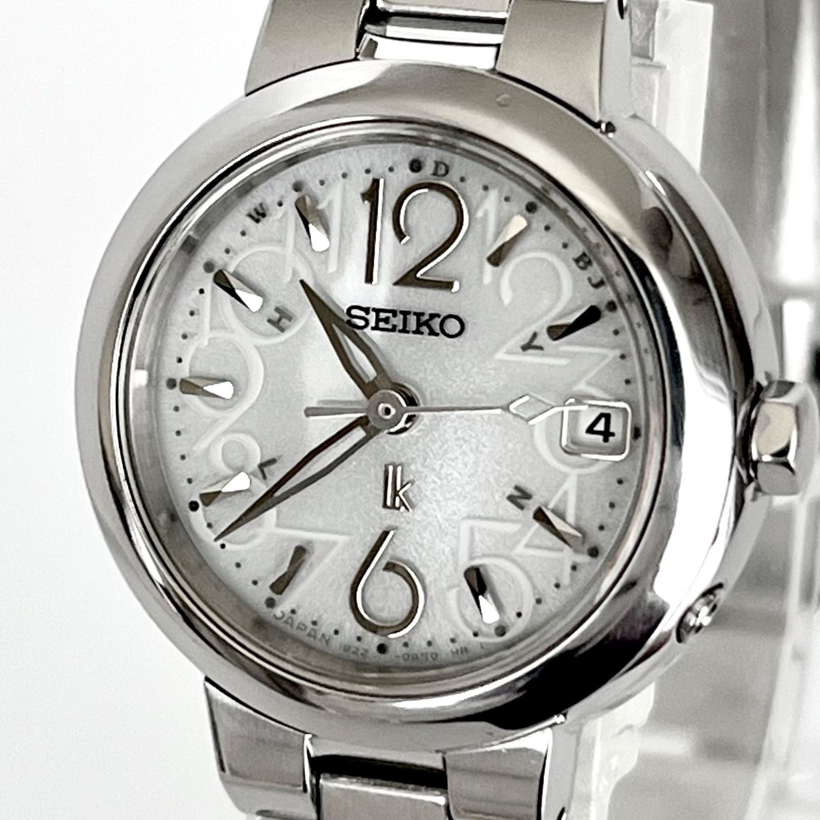 【セイコー ルキア レディース 腕時計 稼働 電波ソーラー 磨き済み】SEIKO LUKIA 美品 白文字盤