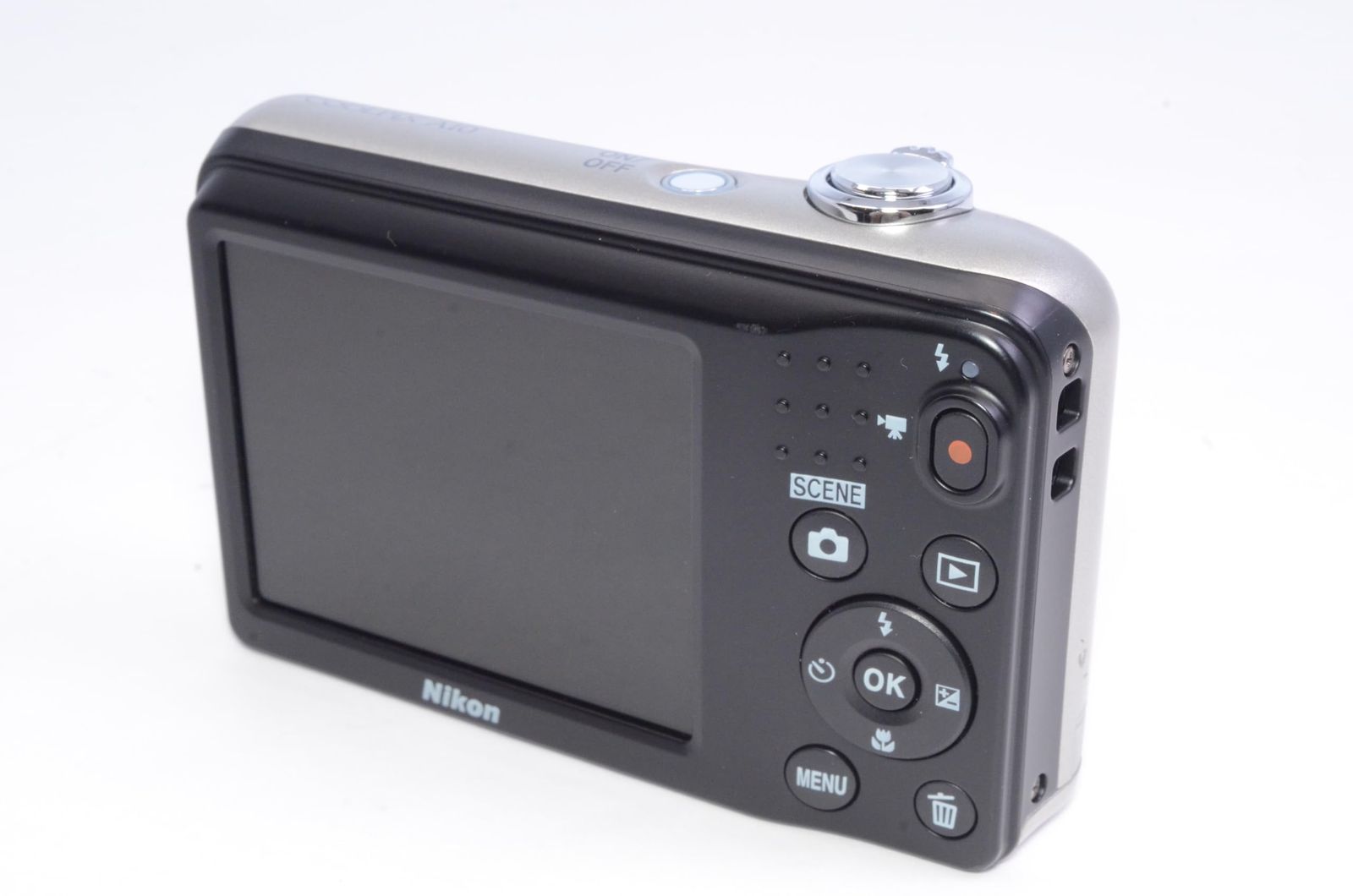 Nikon COOLPIX A10 シルバー 光学5倍ズーム 乾電池式コンパクト