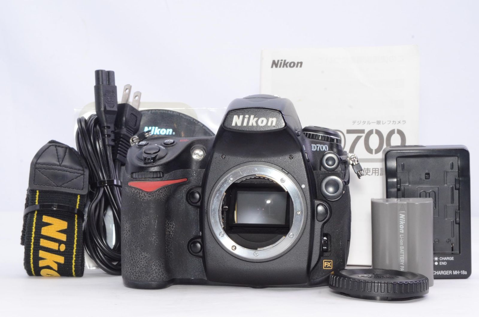Nikon D700 ボディ フルサイズ一眼レフ 名機FXフォーマット 実用良好