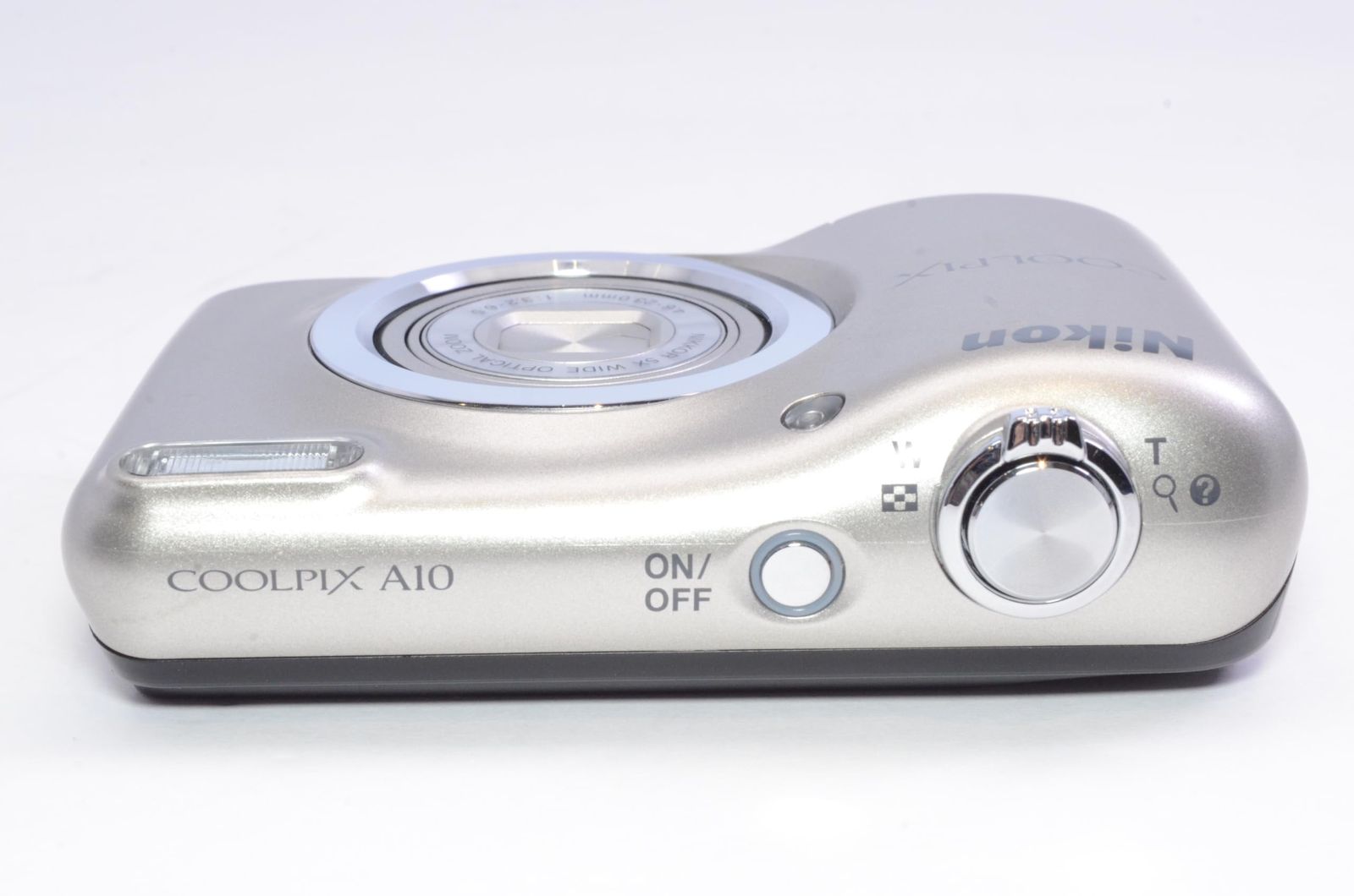 Nikon COOLPIX A10 シルバー 光学5倍ズーム 乾電池式コンパクトデジカメ 実用良好