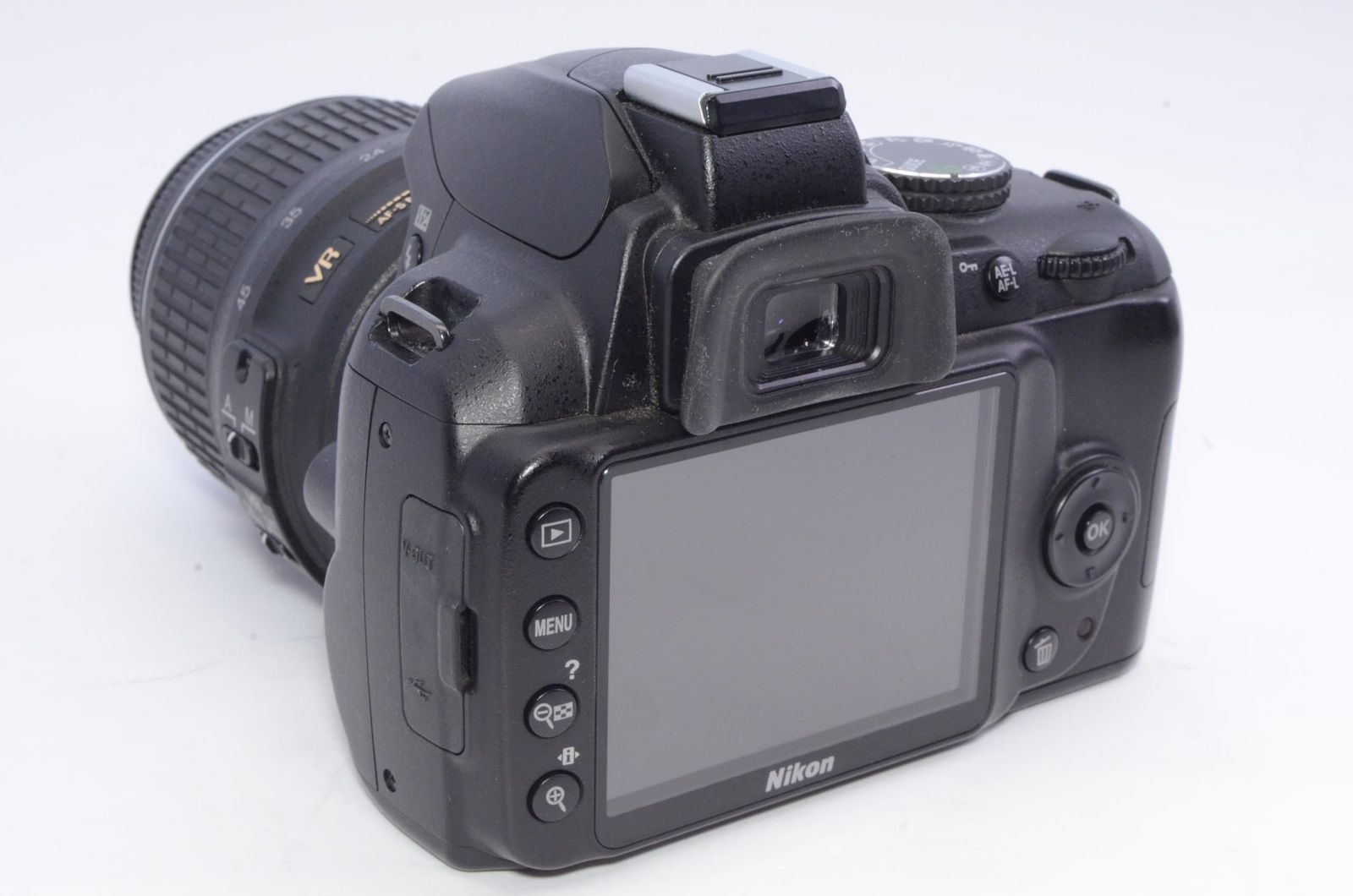 Nikon D3000 レンズキット 初心者向けデジタル一眼レフ 実用良好