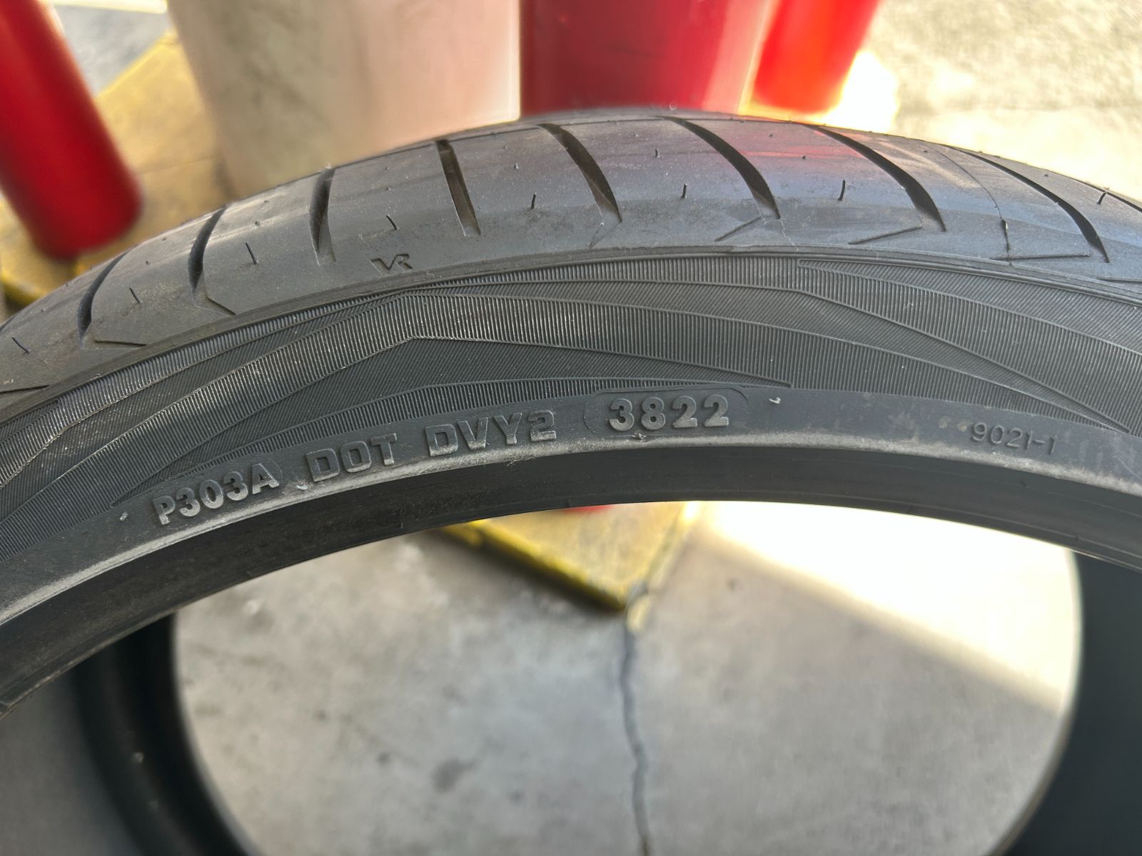 VREDESTEIN　355/25ZR24　2本セット　新品未使用