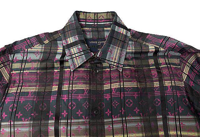 ルイヴィトン LOUIS VUITTON 21SS モノグラム ロゴ ストライプ スリムフィット シルク 長袖 シャツ RM211 ZVP HKS71W XXL マルチカラー ブランド古着ベクトル 中古260619 ルイヴィトン LOUIS VUITTON 21SS モノグラム ロゴ ストライプ スリムフィット シルク 長袖 シャツ RM211 ZVP HKS71W XXL マルチカラー ブランド古着ベクトル 中古260619