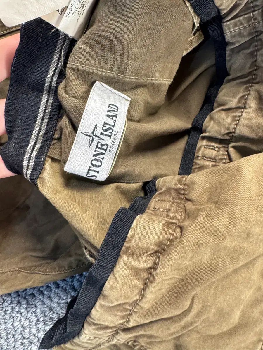 STONE ISLAND ストーンアイランド カーゴパンツ STONE ISLAND ストーンアイランド カーゴパンツ