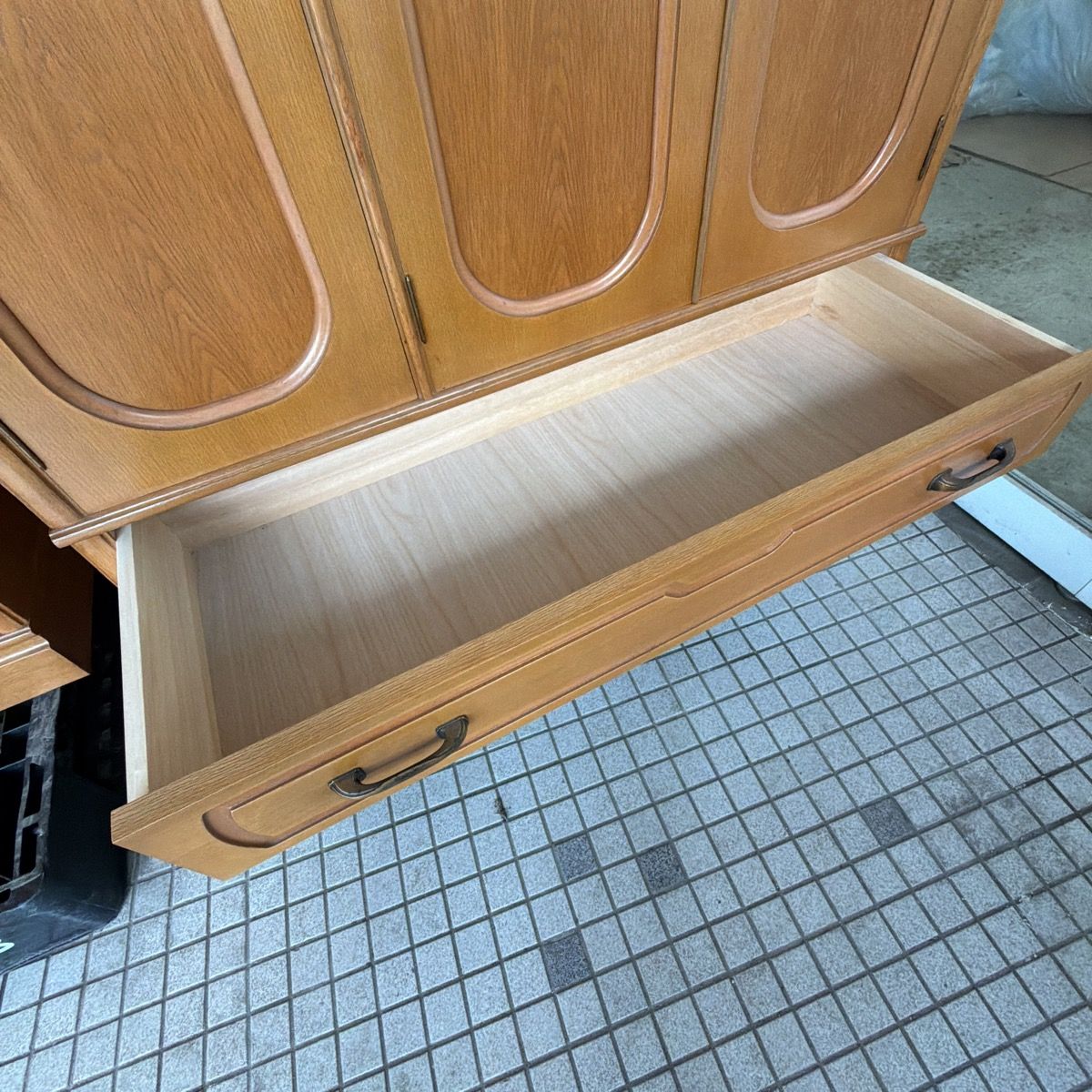 引取限定/石狩市】大型 婚礼タンス ワードローブ 幅118cm 高さ215cm