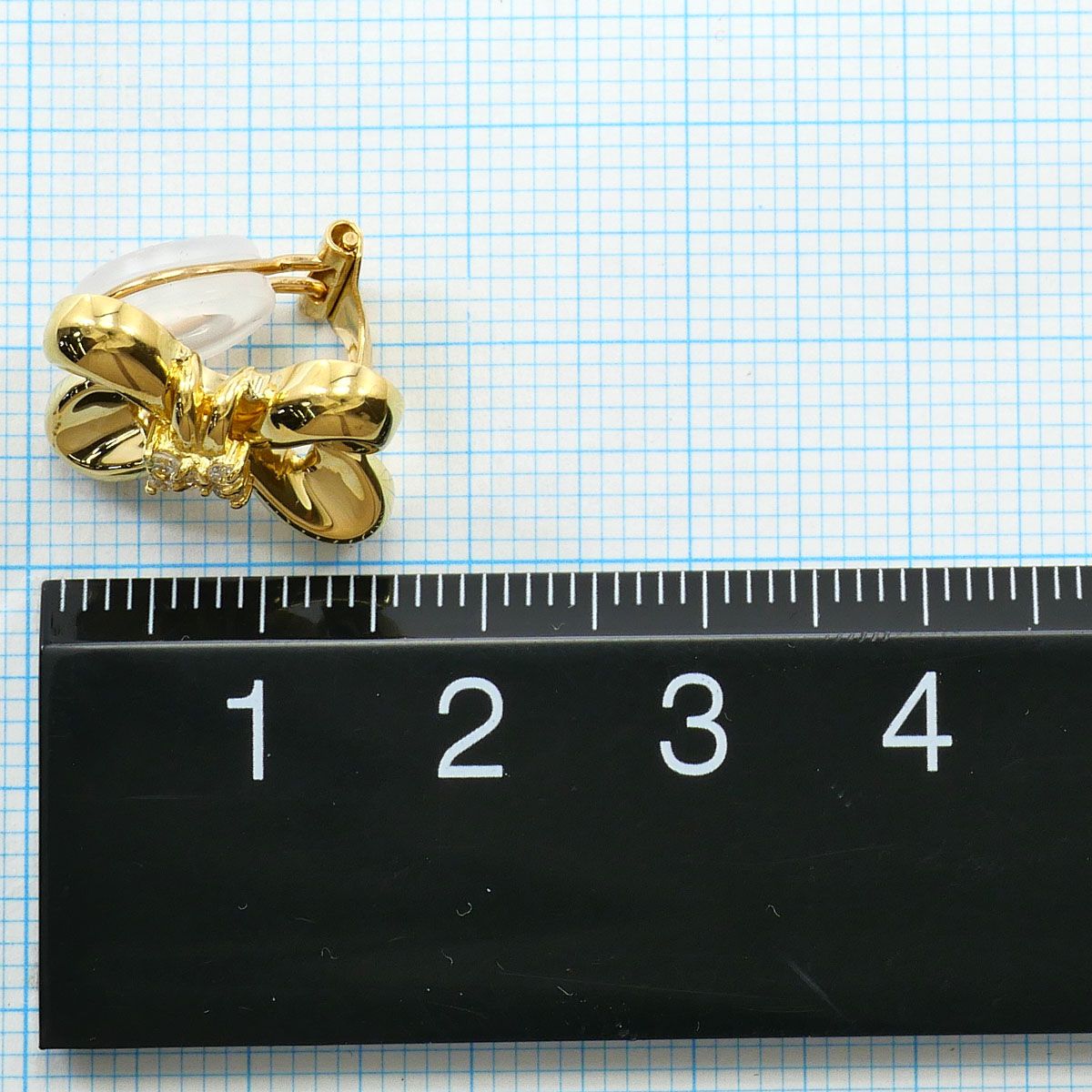 K18YG イヤリング clip-on earrings ダイヤモンド 0.07ct 鑑別書 総重量約3.8g K18YG イヤリング clip-on earrings ダイヤモンド 0.07ct 鑑別書 総重量約3.8g