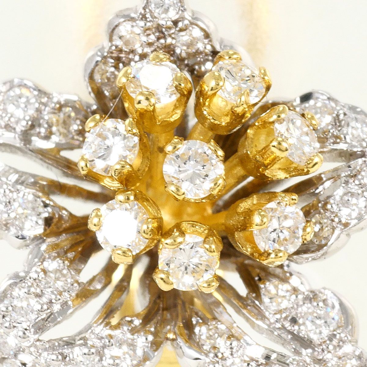 K18YGWG イヤリング clip-on earrings ダイヤモンド 0.85ct 鑑別書 総重量約7.1g