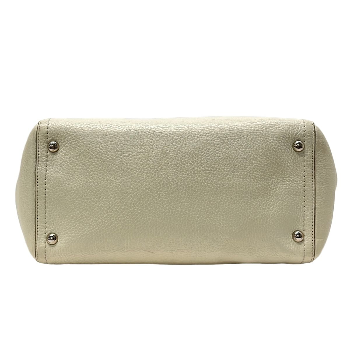FERRAGAMO/SalvatoreFerragamo(サルバトーレフェラガモ) ハンドバッグ アリアンナ 21D698 白 レザー
