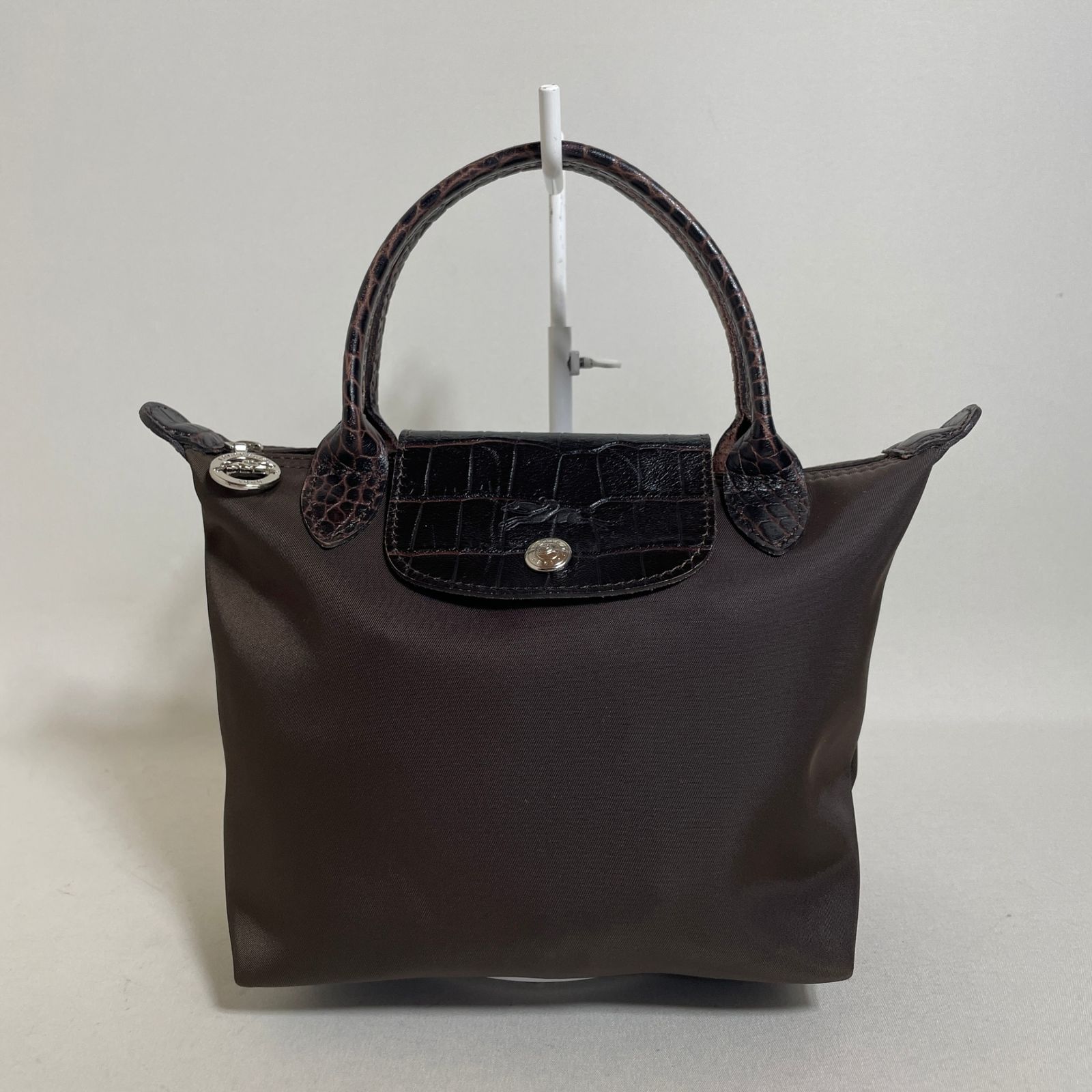 2606-33｜美品｜ロンシャン ル・プリアージュ ハンドバッグ クロコ型押し